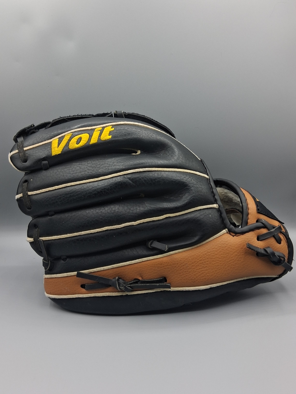 Voit VS-600 Two-Tone Leather Baseball Glove – Black & Saddle Tan Fielding Mitt